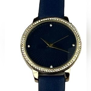 Manhattan - ’Blue’ Sparkle Watch. NWT